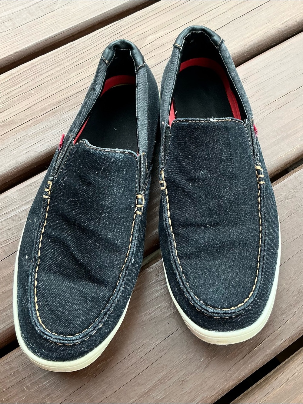 COMFY Men's LEVI’S Slip-On Canvas Loafers🖤🖤